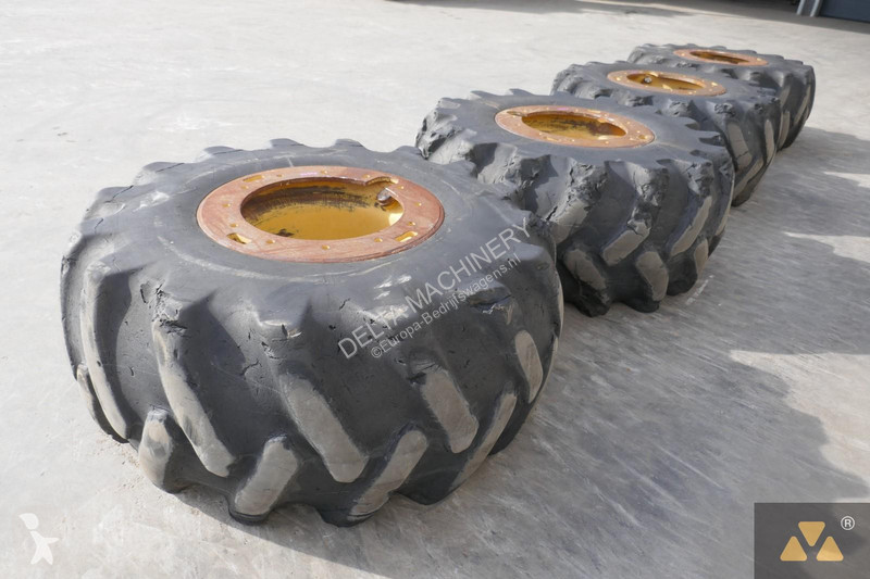 Véhicule utilitaire Caterpillar Wheel GP 30.5L-32