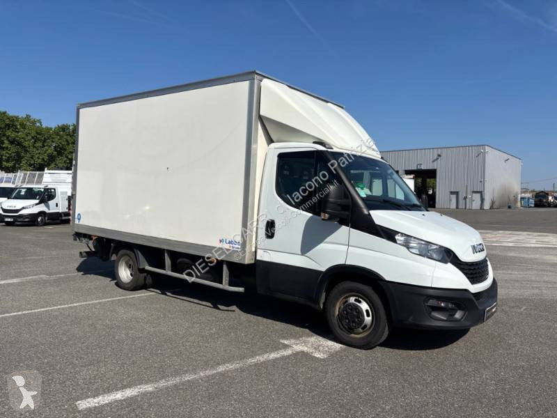 Furgoneta Iveco