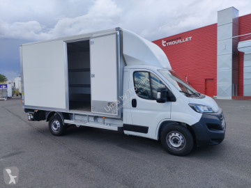 Caja cerrada Fiat