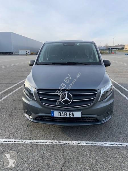 Furgoneta Mercedes