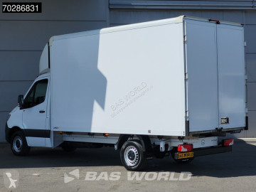 Fourgon utilitaire Mercedes