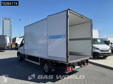 Caja cerrada Iveco nueva