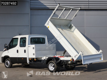 Con volquete Iveco