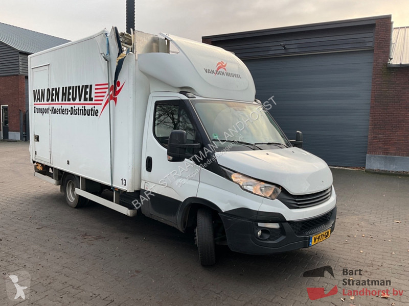 Bedrijfswagen Iveco Euro 6 box truck with...