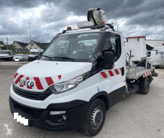 Piattaforma aerea Iveco