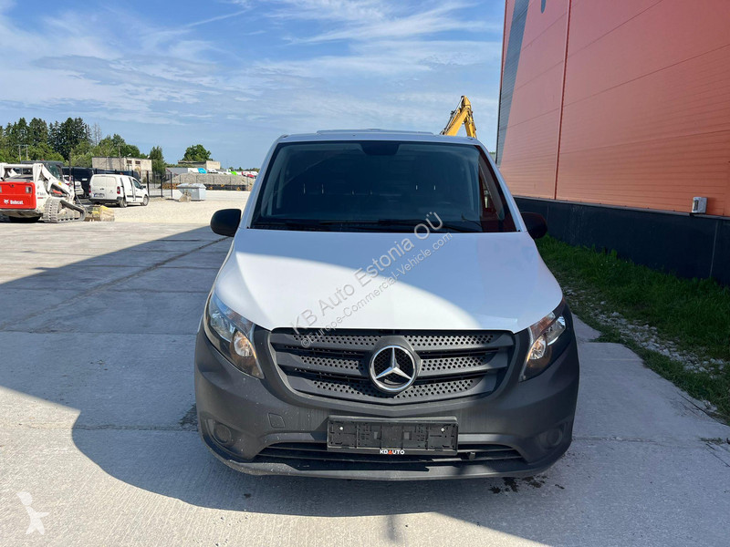 Autoutilitară Mercedes NEOS 100 Vito