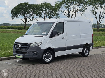 Caja cerrada Mercedes