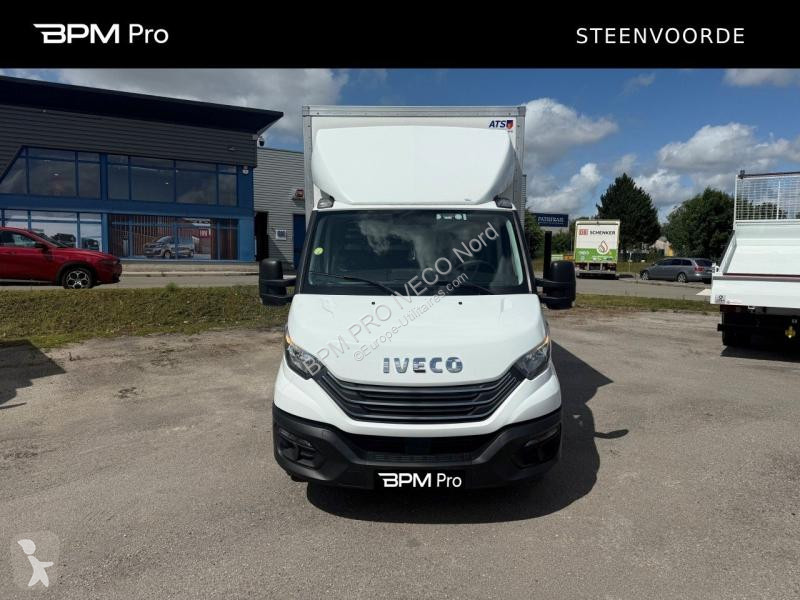 Veículo utilitário Iveco CCb 35C16H empattement...