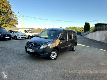 Furgoneta Mercedes