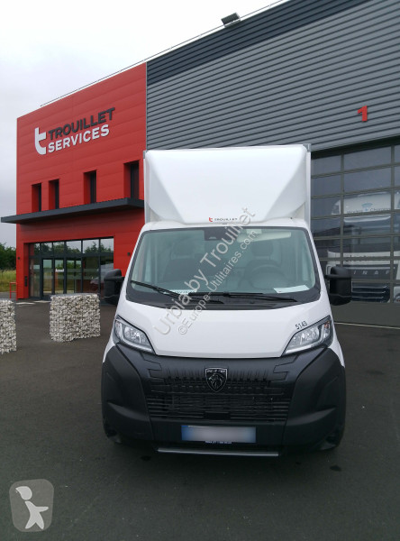 Véhicule utilitaire Peugeot 20M3 180 CV HAYON...