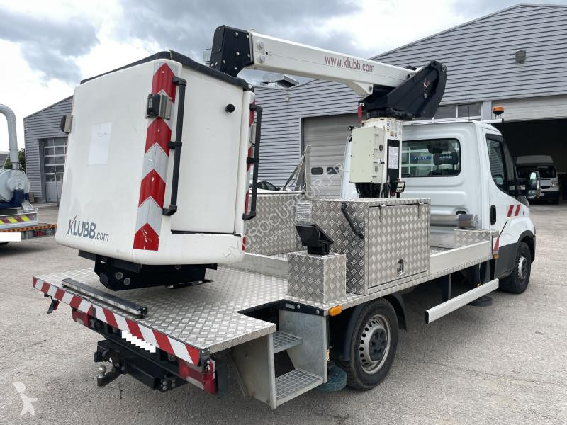 Furgoneta Iveco 35-140