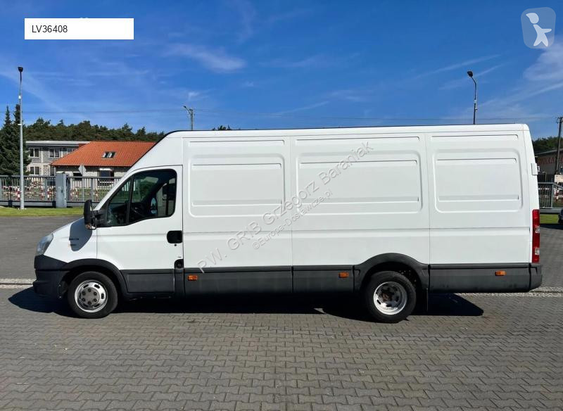 Autoutilitară Iveco 35C13 Blaszak L4H3 Long...