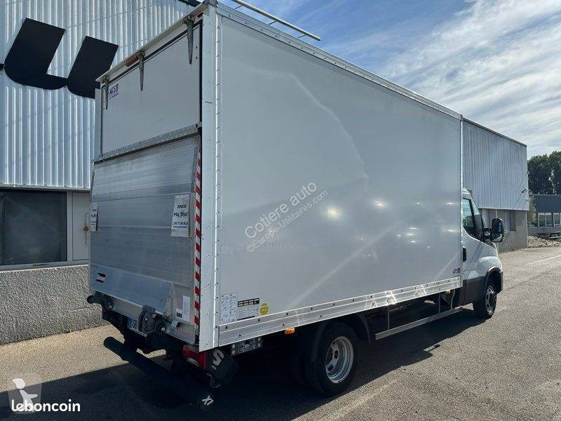 Véhicule utilitaire Iveco