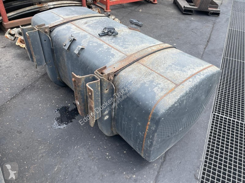 Véhicule utilitaire DAF STALEN BRANDSTOFTANK...