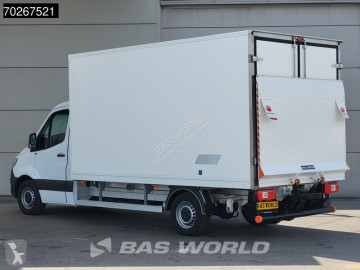 Fourgon utilitaire Mercedes neuf
