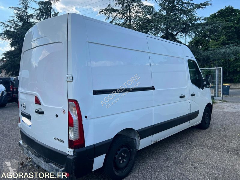 Veicolo commerciale Nissan