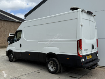Fourgon utilitaire Iveco