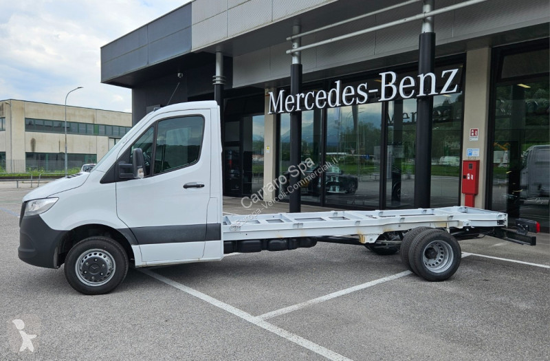 Véhicule utilitaire Mercedes Telaio Traz. Post