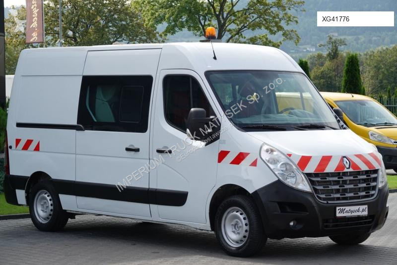 Furgoneta Renault MASTER / 6 osób / MANUAL / L2...
