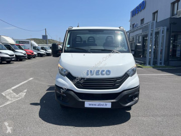 Utilitaire benne standard Iveco