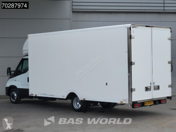Fourgon utilitaire Iveco