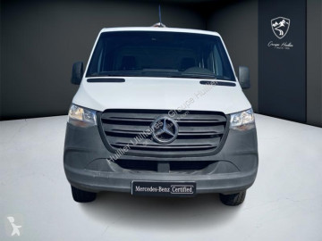 Con volquete Mercedes