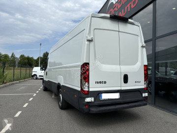 Caja cerrada Iveco nueva