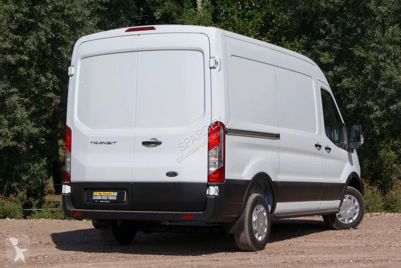 Furgoneta Ford Trend 2T L2H2 | Leasing from...