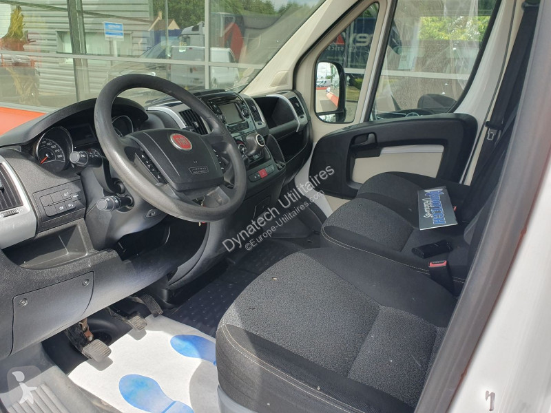 Véhicule utilitaire Fiat DUCATO FG 3.3 MH2 2.3...