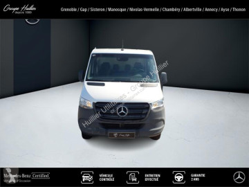 Con volquete Mercedes