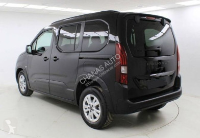 Caja cerrada Peugeot