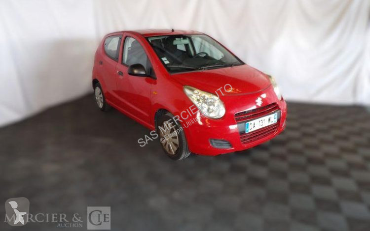 Autoutilitară Suzuki