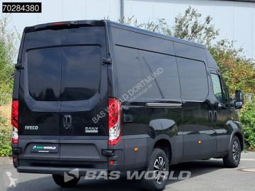Caja cerrada Iveco