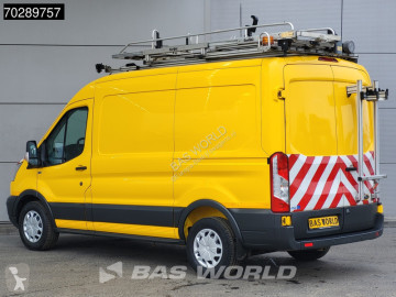 Caja cerrada Ford