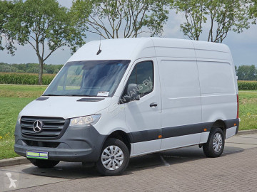 Caja cerrada Mercedes