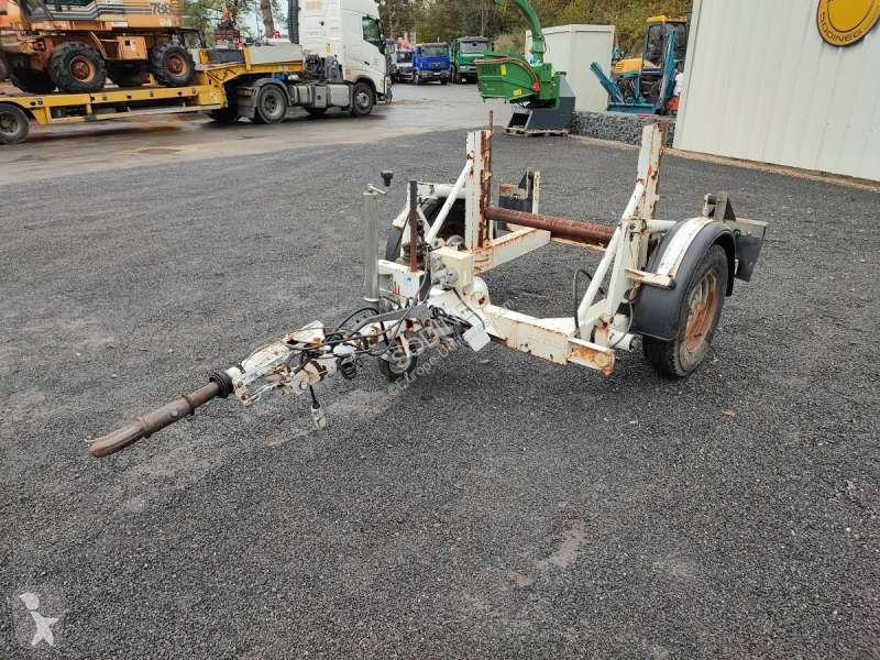 Véhicule utilitaire PORTE TOURET