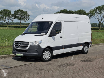 Caja cerrada Mercedes