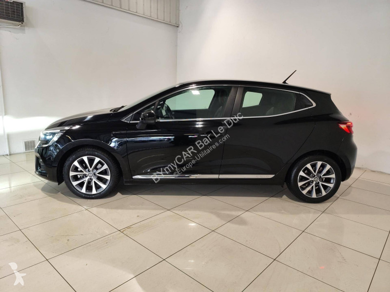 Veicolo commerciale Renault Clio E-Tech 140
