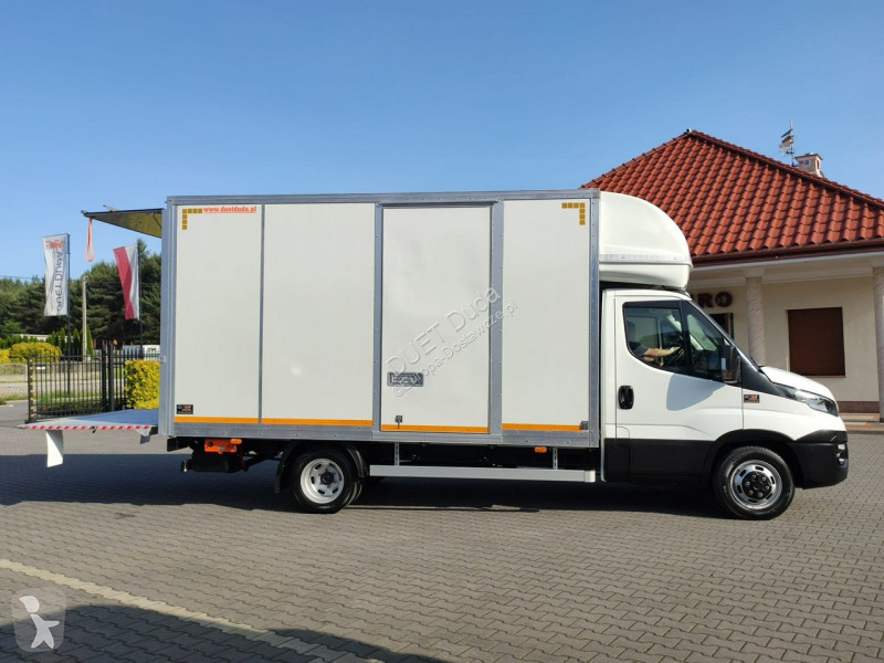 Furgoneta Iveco 35C14