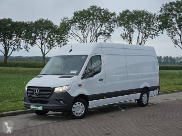 Caja cerrada Mercedes