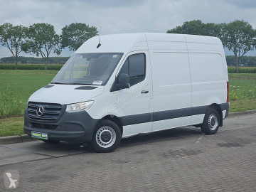 Caja cerrada Mercedes