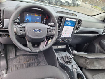 Con volquete estándar Ford nueva