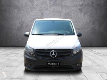 Fourgon utilitaire Mercedes