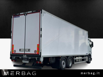 Camion fourgon Mercedes neuf