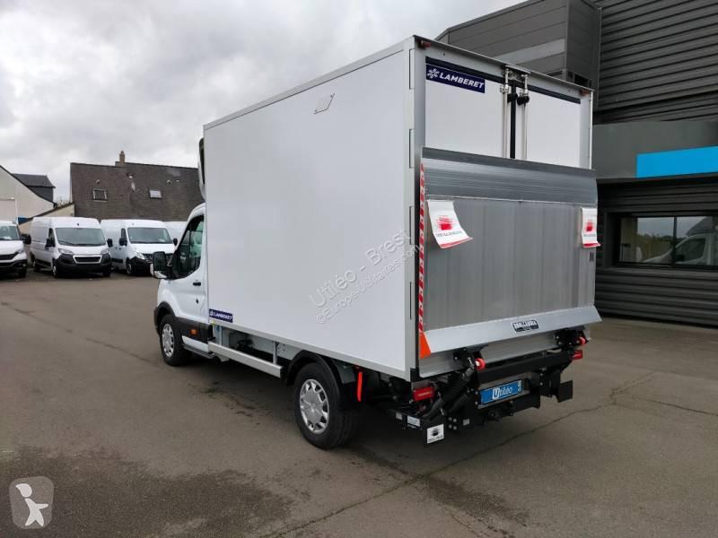Véhicule utilitaire Ford