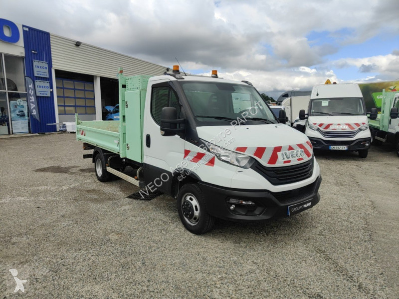 Veicolo commerciale Iveco 35C16H3.0 empattement...