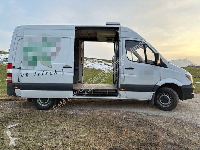 Véhicule utilitaire Mercedes Sprinter...