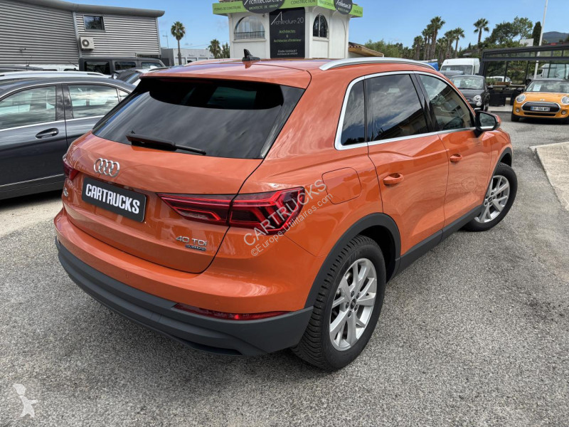 Véhicule utilitaire Audi Q3