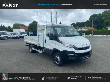 Utilitaire benne Iveco