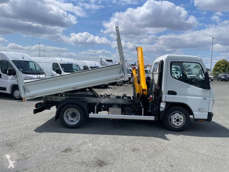 Furgoneta Mitsubishi Fuso
